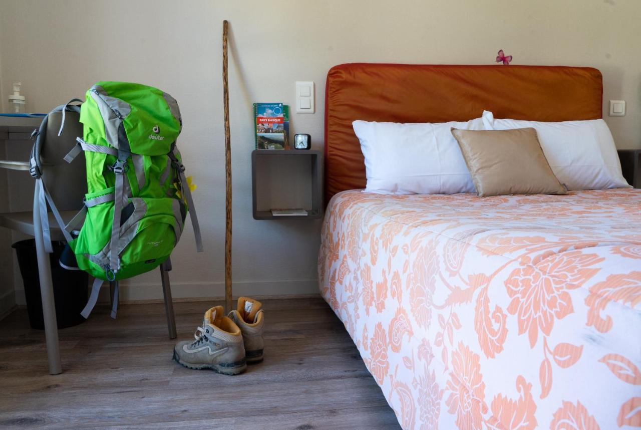 Hotel Juantorena Сент-Етиен-дьо-Байгори Екстериор снимка