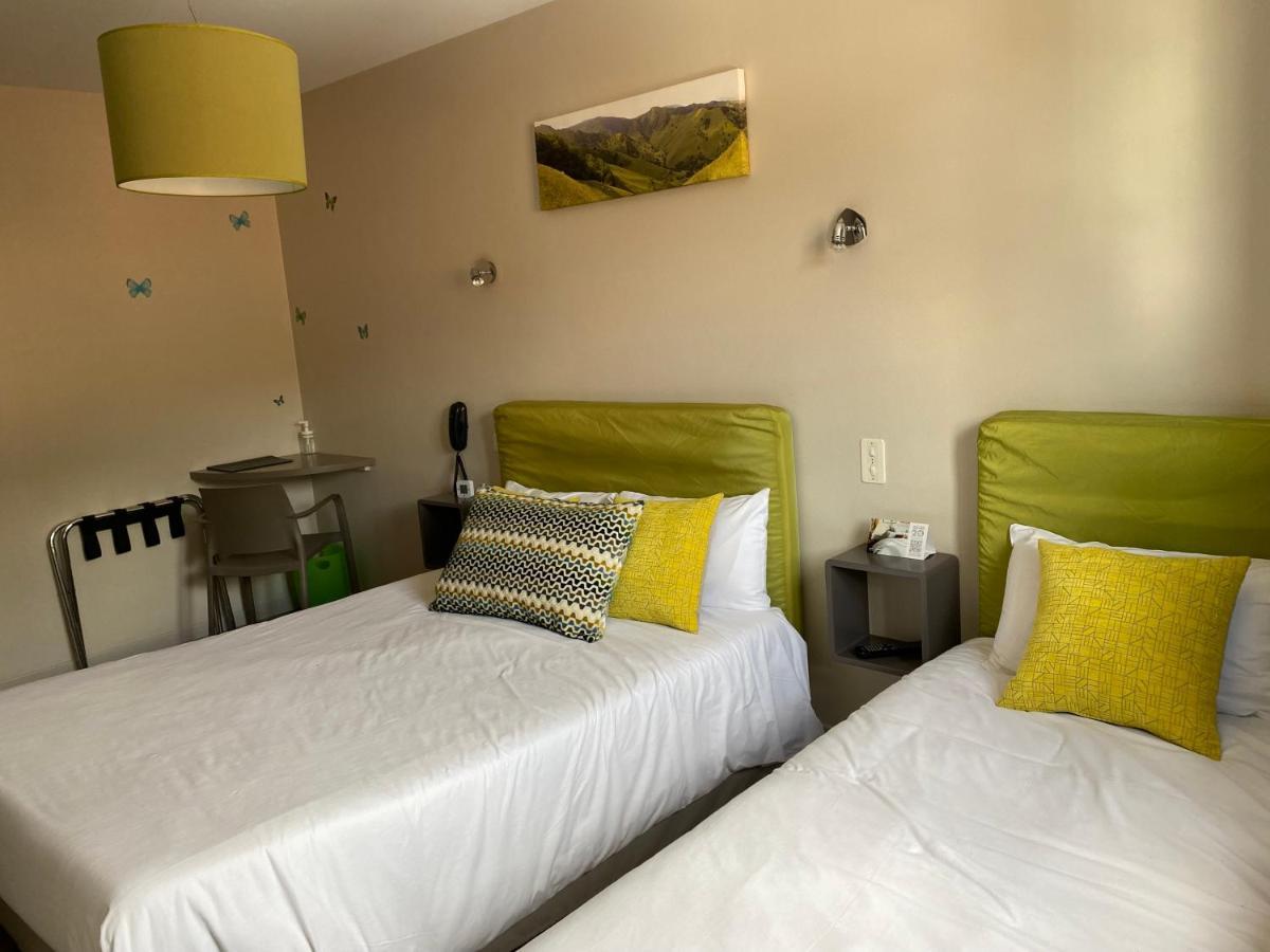 Hotel Juantorena Сент-Етиен-дьо-Байгори Екстериор снимка